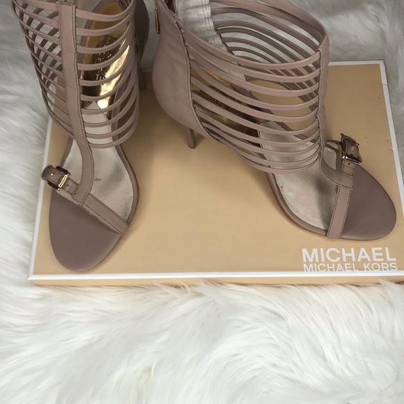 Michael Kors high heels - Picture 2 of 3